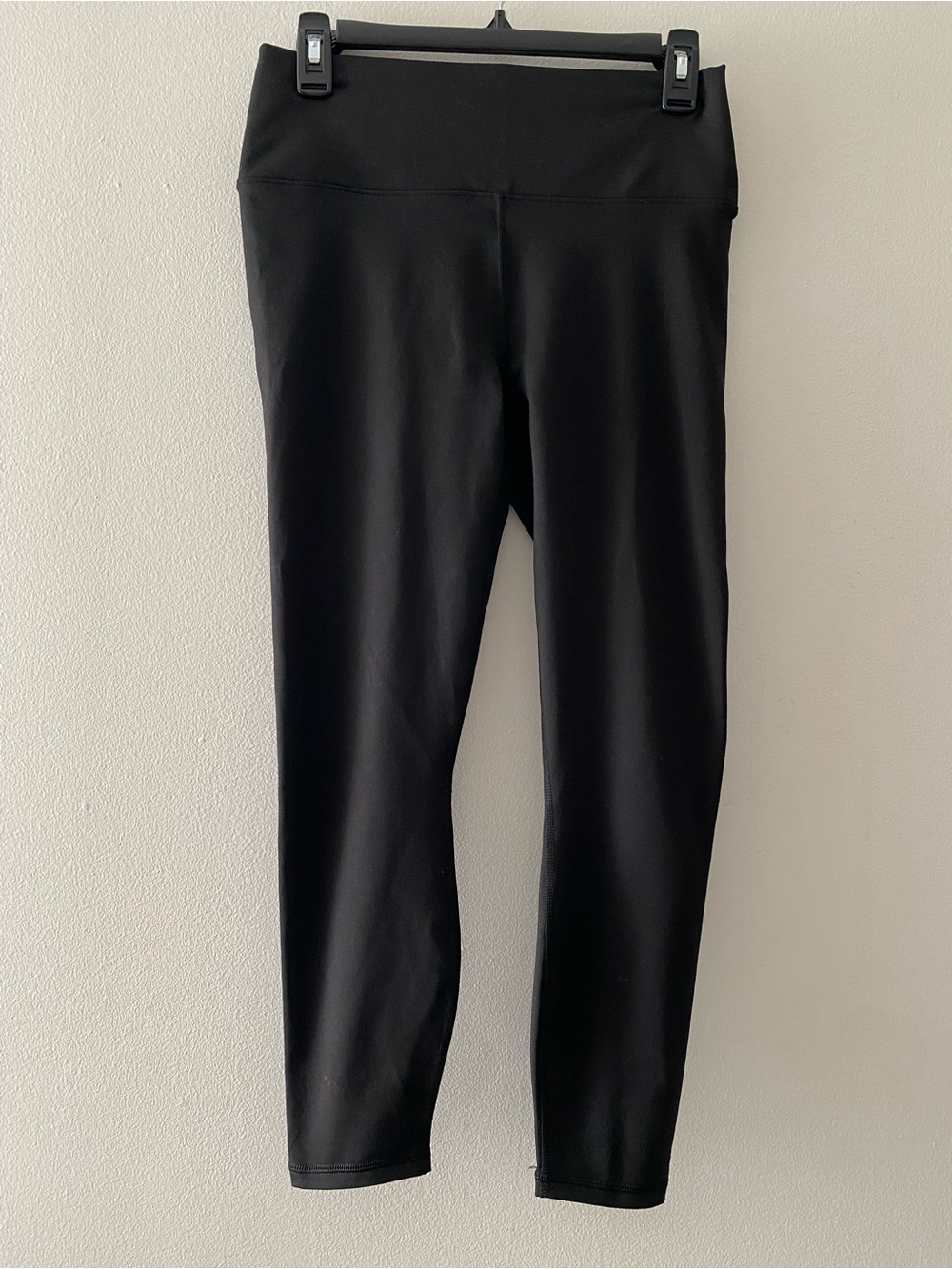 Fabletics  PowerHold® Black Women's   Leggings  24”